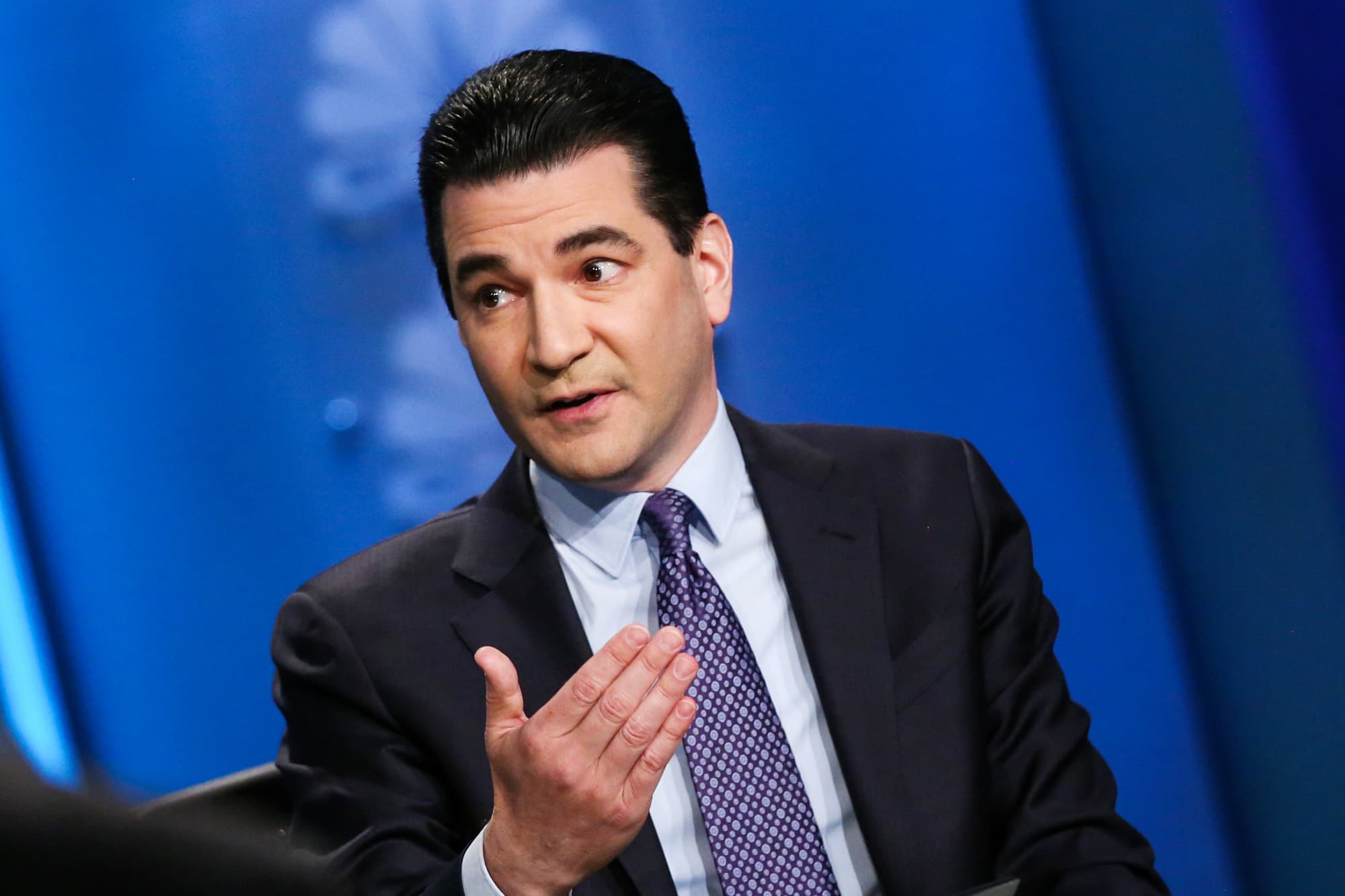 Dr. Scott Gottlieb says he’ll get his young kids vaccinated against Covid