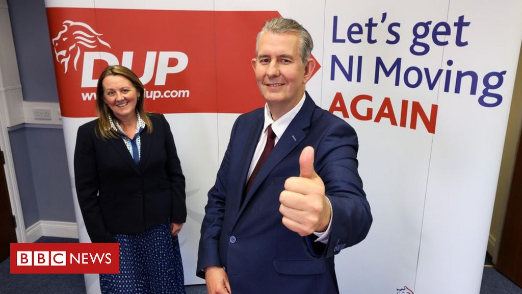 Edwin Poots is elected DUP chief