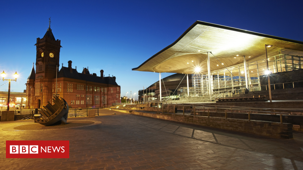 Mark Drakeford backs requires larger Welsh Parliament