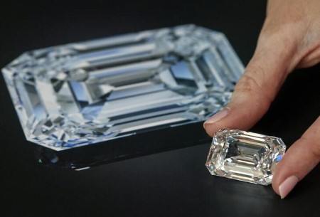 101 carat diamond to be auctioned in Geneva jewelry sale