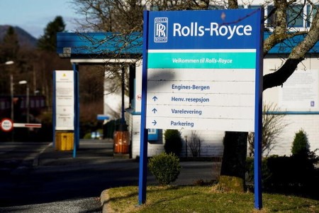 Rolls-Royce sticks to steering for 2021