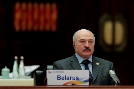Belarus forces Vilnius-bound Ryanair airplane to land to detain blogger