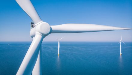 US Okays Its First Offshore Wind Farm