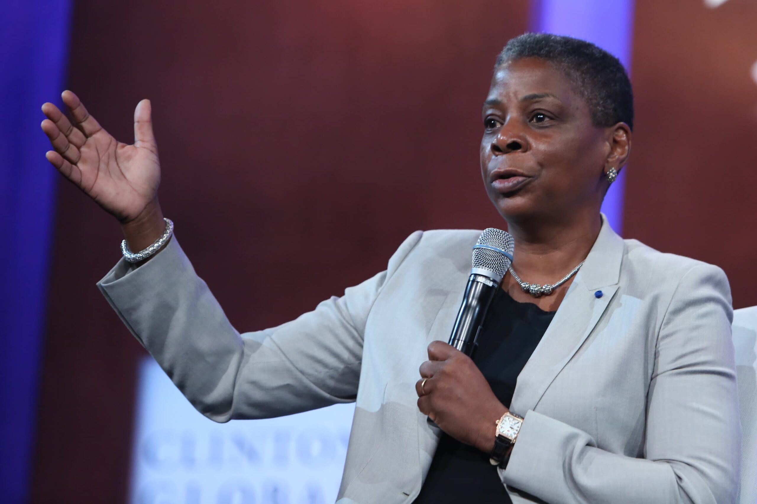 Ex-Xerox CEO Ursula Burns says biased standards is holding again board variety