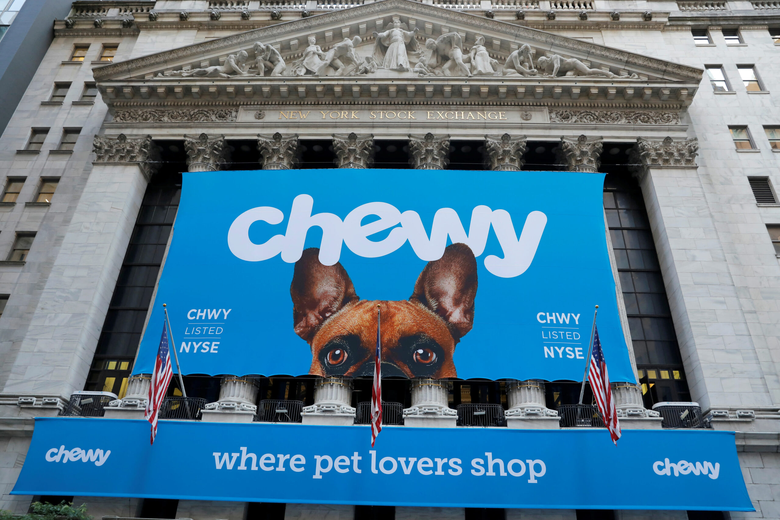 Chewy shares tumble after pet retailer’s earnings and forecast disappoint