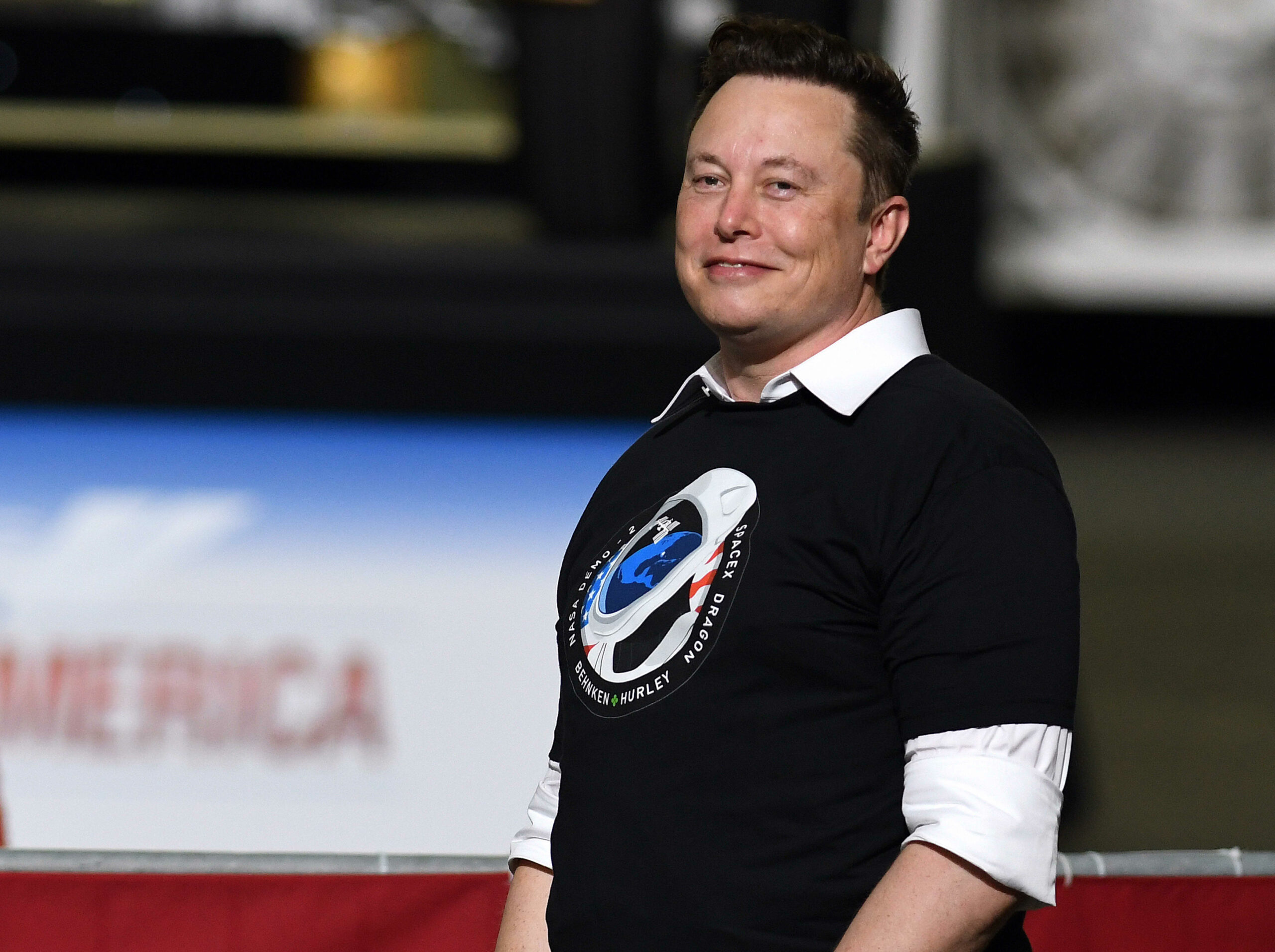SpaceX Starlink on monitor for 500,000 customers