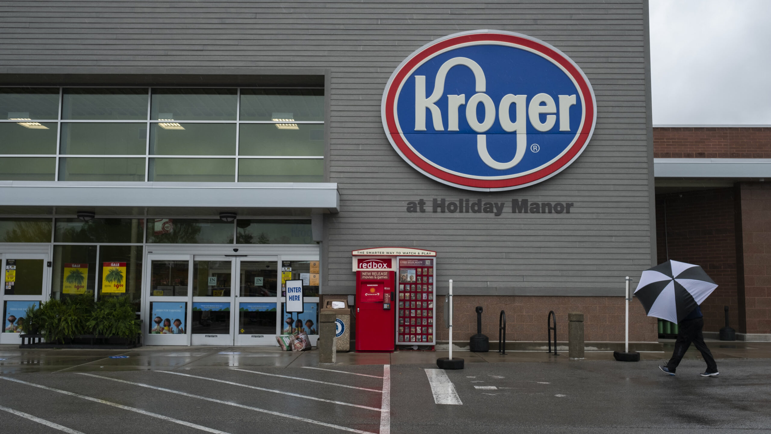 Kroger to rent 10,000 staff, hiring occasion set for Thursday