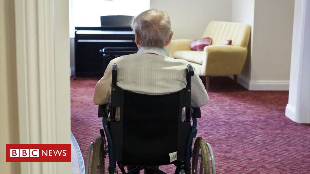 Social care: Ministers urged to 'act now' on funding reform