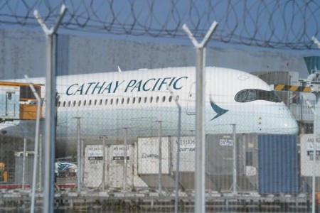 Cathay Pacific to recruit extra native pilots regardless of plunge in journey demand