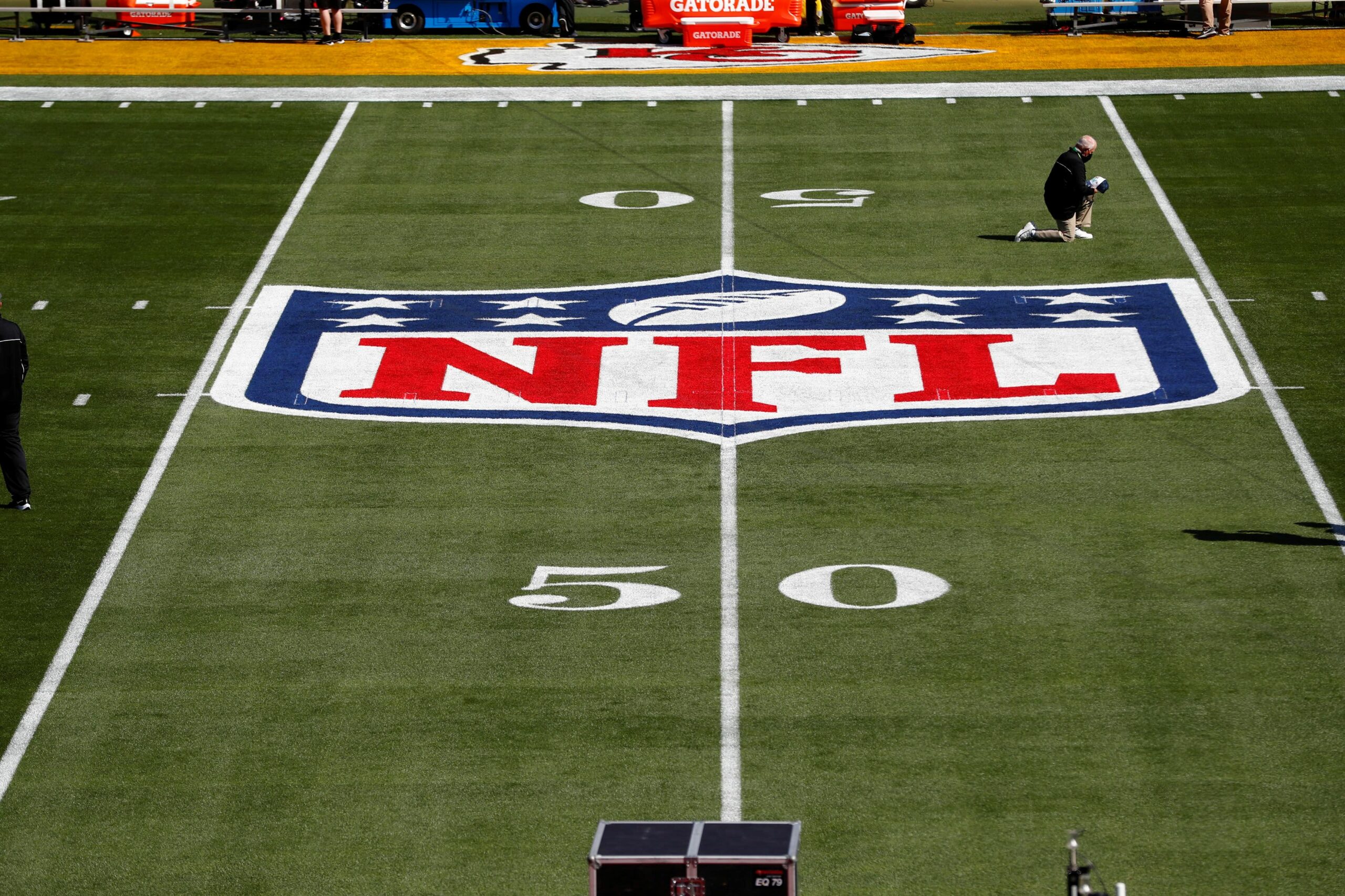 NFL warns groups may forfeit video games if Covid outbreaks happen amongst unvaccinated gamers