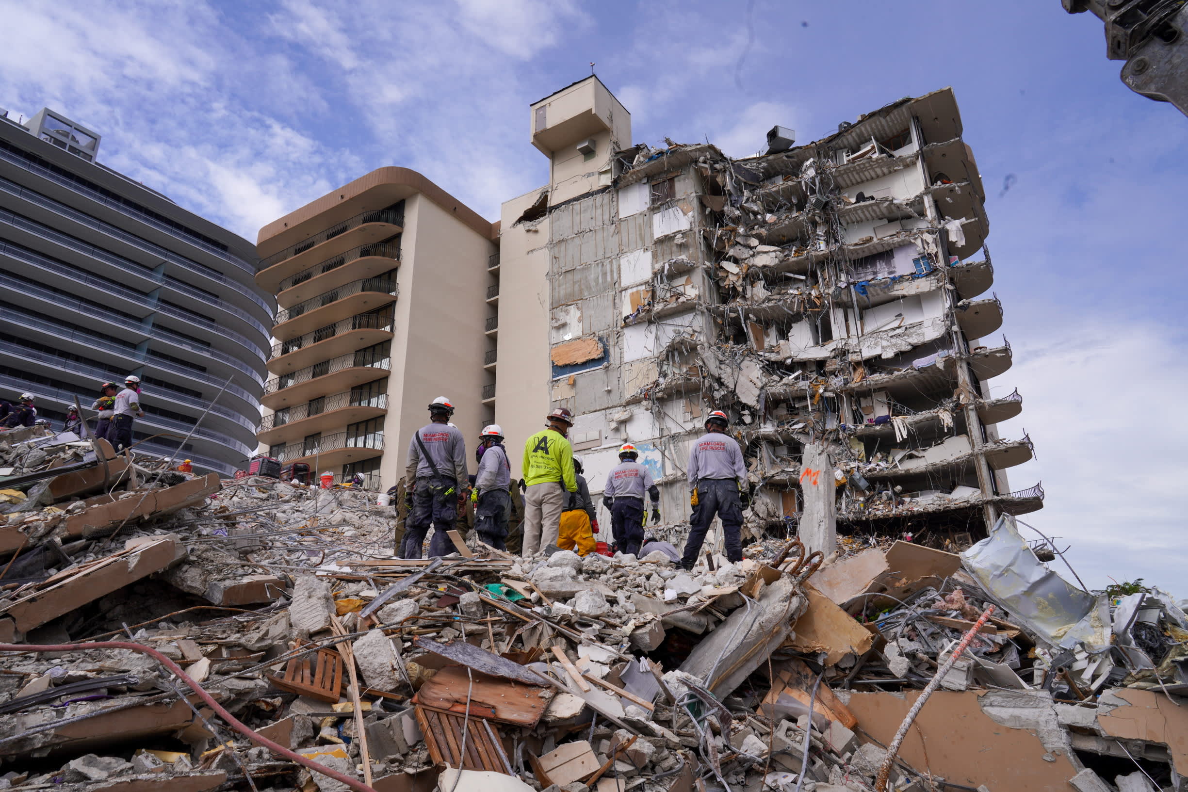 A minimum of 24 lifeless in Florida condominium collapse, demolition as early as Sunday