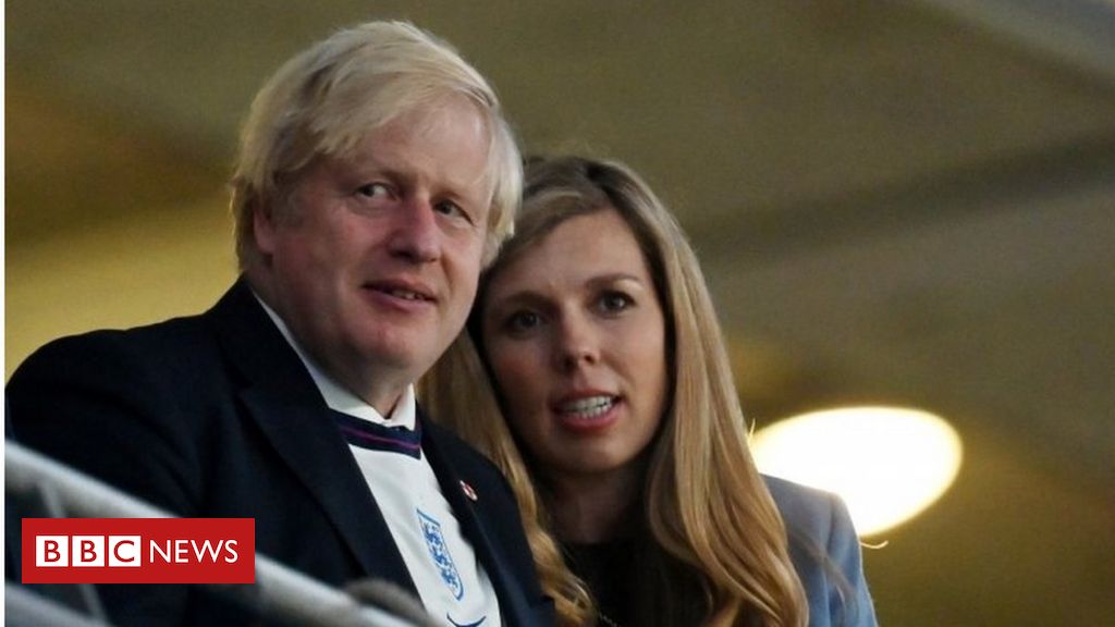 Boris Johnson criticised over Mustique journey rationalization