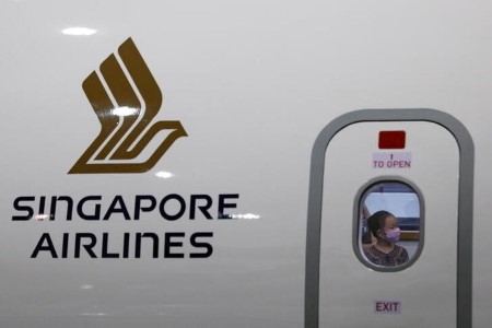 ANALYSIS-Money-rich Singapore Airways goals for regional dominance as rivals pull again