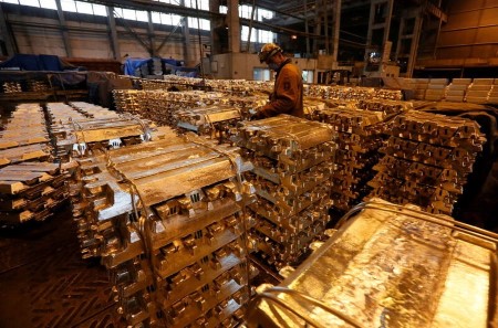 COLUMN-Russian tax brews up good aluminium premium storm: Andy House