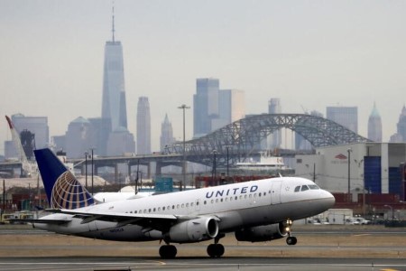 United Airways urges federal motion on congestion at Newark airport – letter