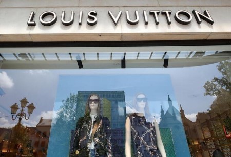 Surging Vuitton drives LVMH gross sales sharply up in second quarter