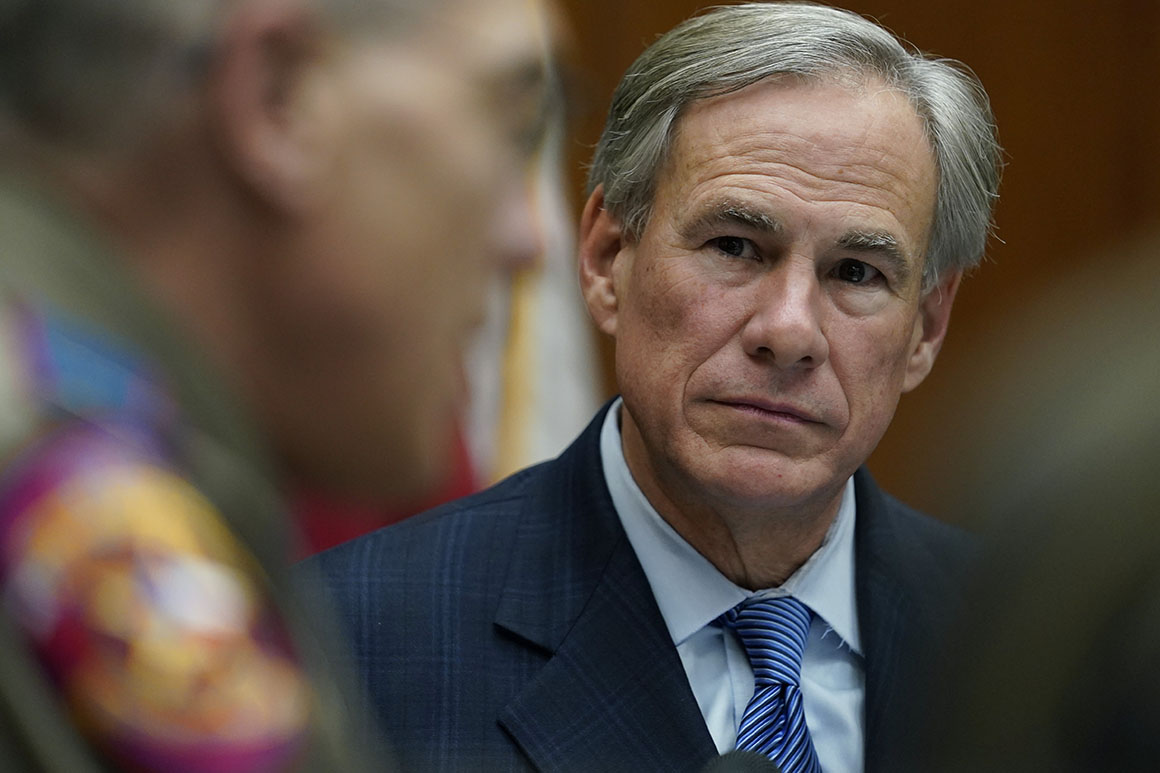 Texas drops masks mandate ban enforcement in public colleges Texas drops masks mandate ban enforcement in public colleges