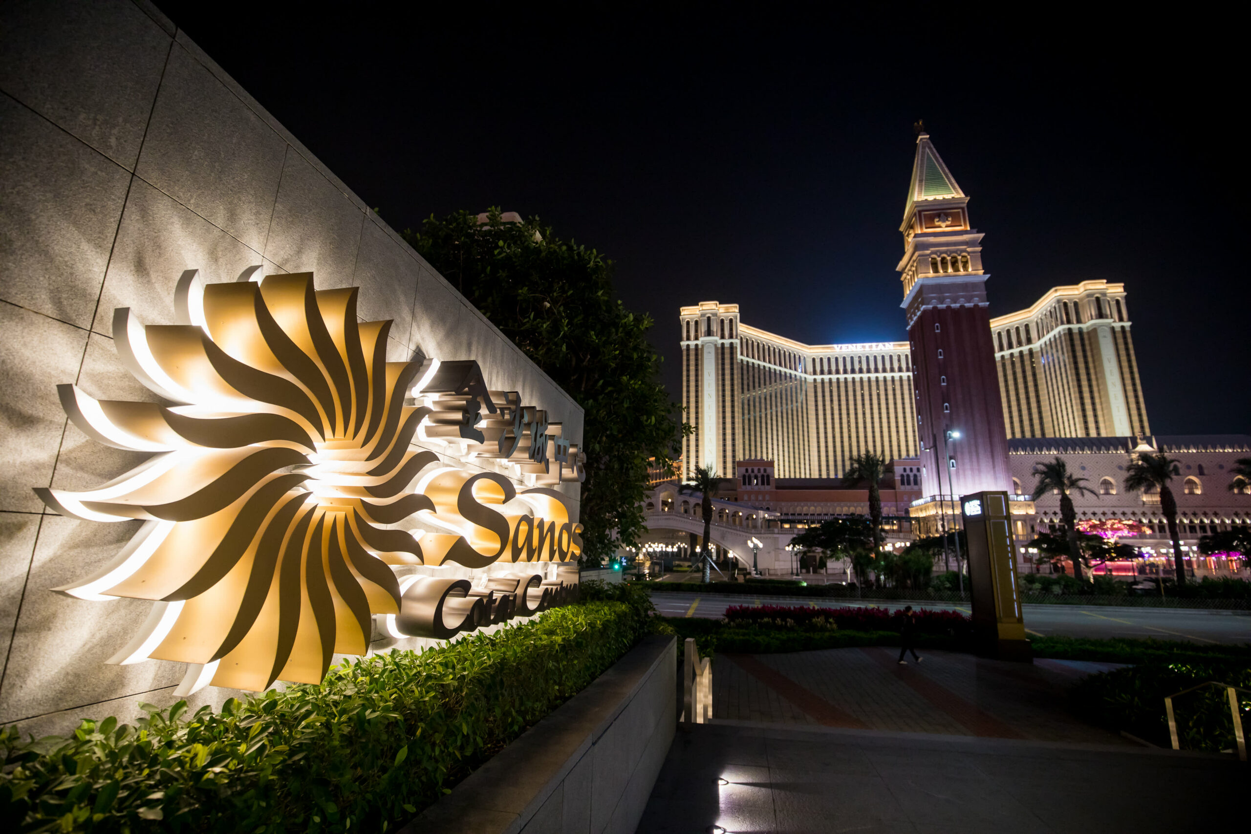 On line casino shares rally as Macau loosens restrictions