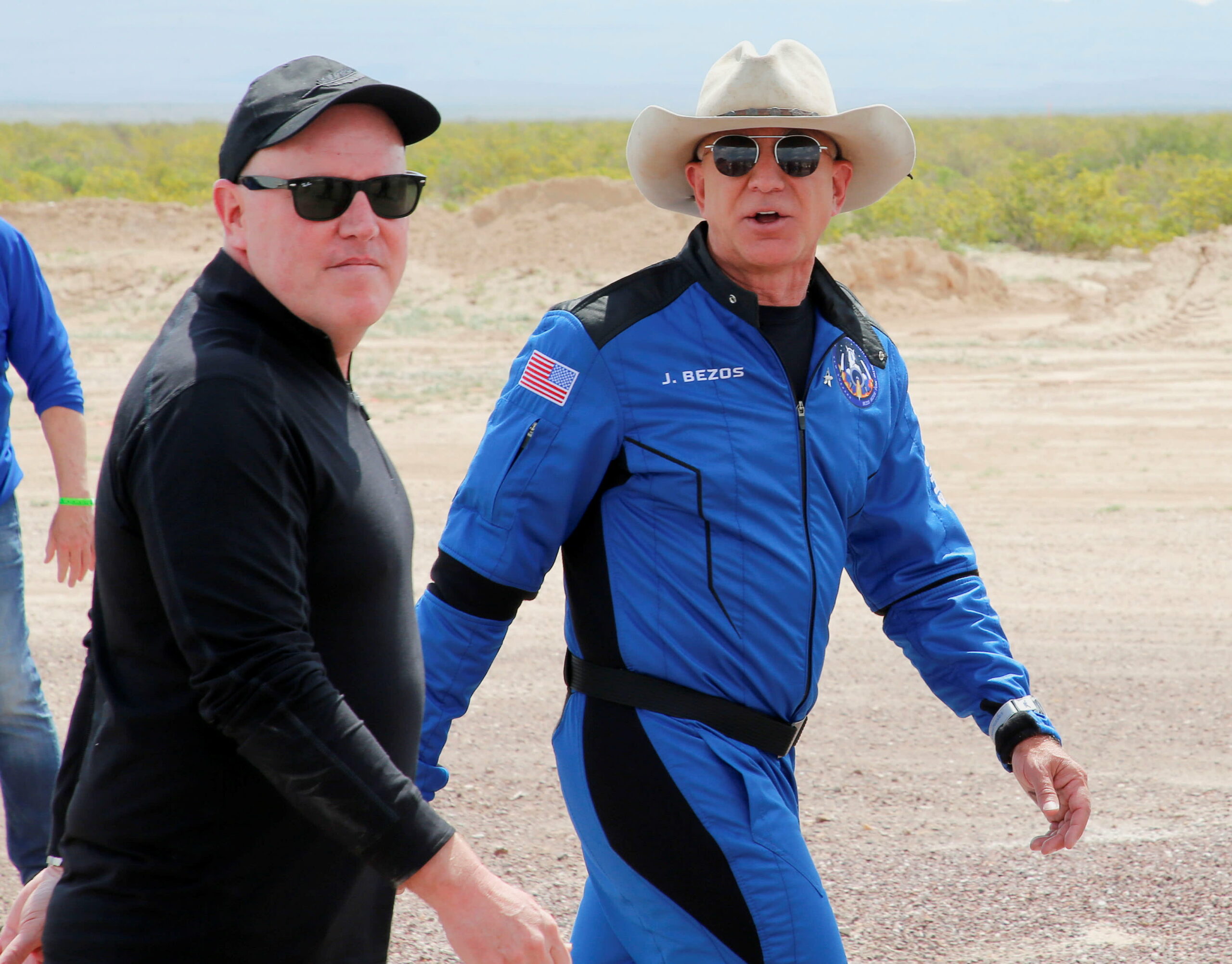 Jeff Bezos’ Blue Origin takes NASA to federal courtroom over HLS contract