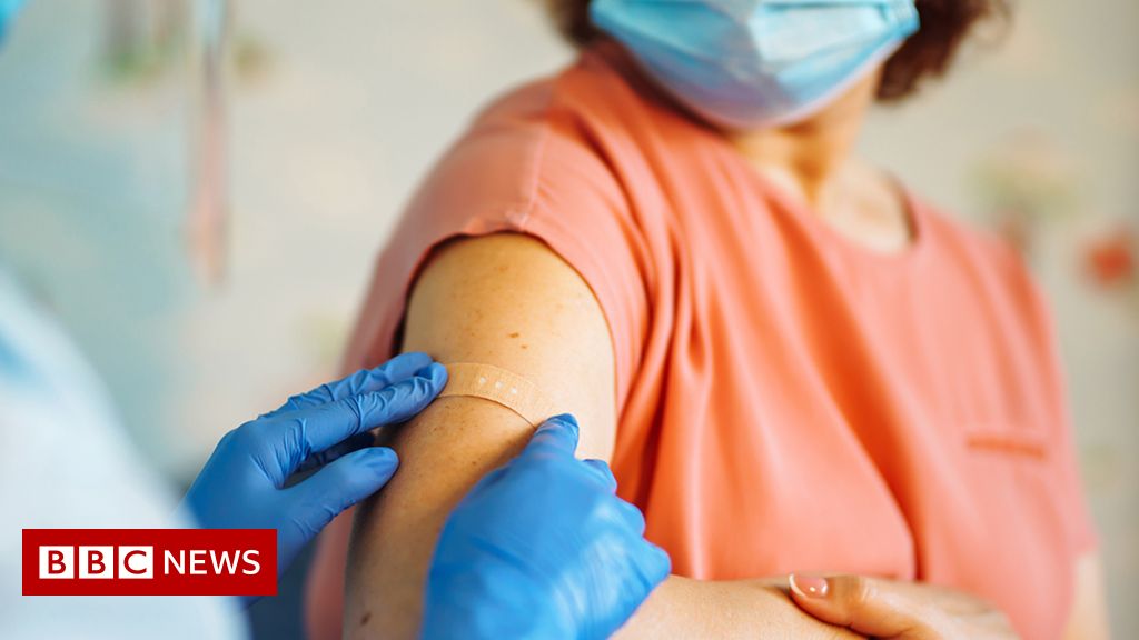 Covid: UK vaccine booster scheme more likely to begin in September – Sajid Javid