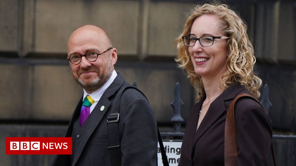 SNP-Greens deal pledges indyref2 inside 5 years