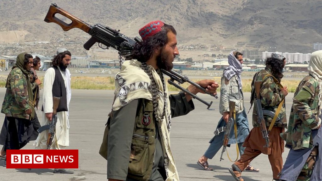 Afghanistan: UK and Taliban in talks over additional evacuations