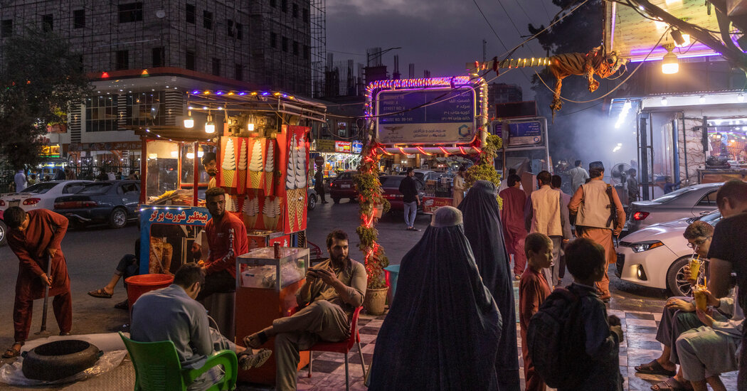 Afghanistan Faces Financial Shock as Sanctions Substitute International Support Afghanistan Faces Financial Shock as Sanctions Substitute International Support