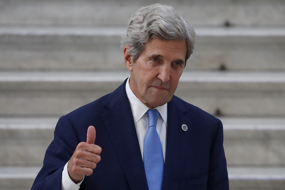 Kerry in Japan to debate effort to chop emissions