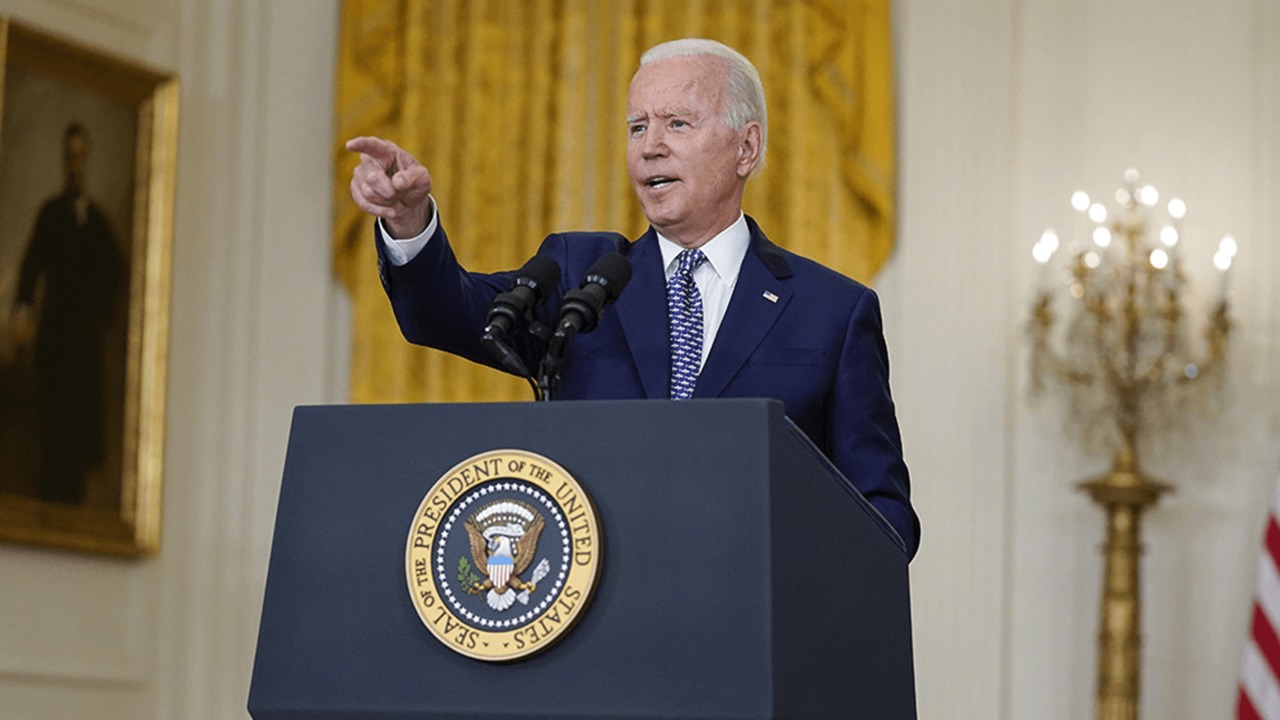 Biden: Cuomo’s ‘carried out a hell of a job’ — on infrastructure