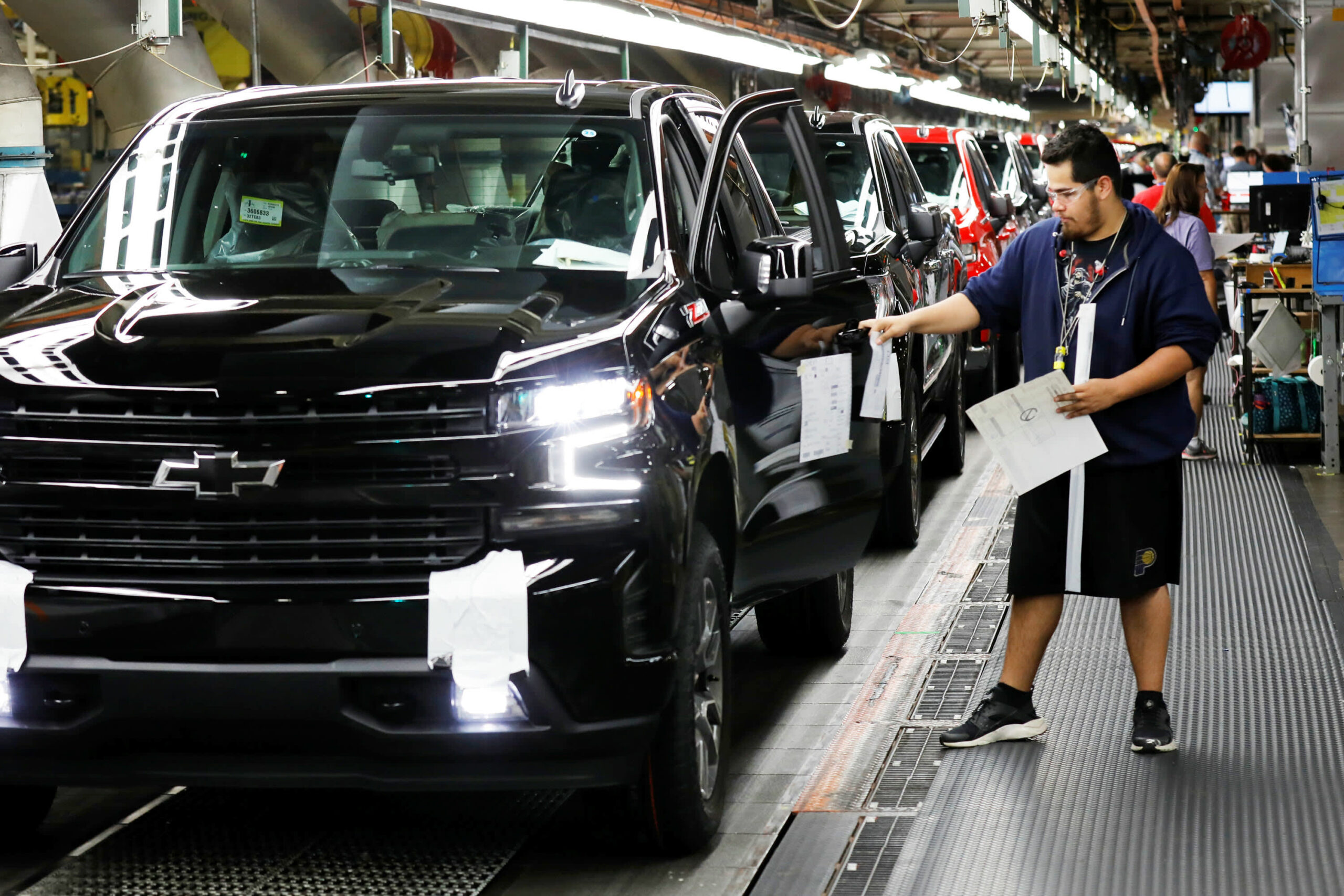 GM to considerably lower North American car manufacturing as a consequence of chip scarcity
