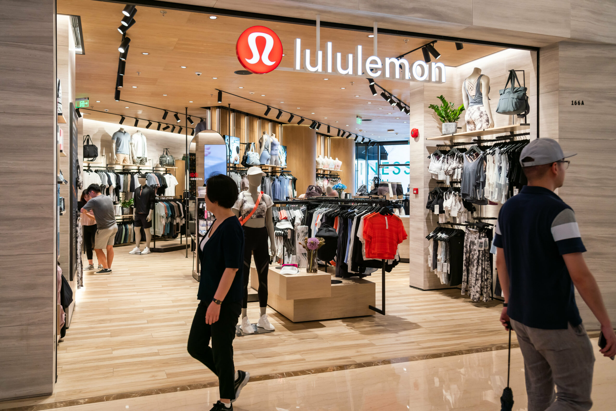 Lululemon shares hit all-time high after earnings report