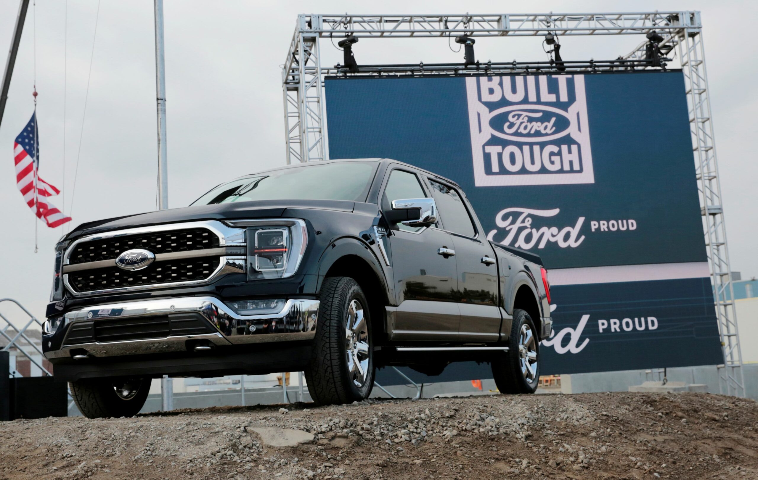 Ford cuts F-150 pickup manufacturing once more because of chip scarcity