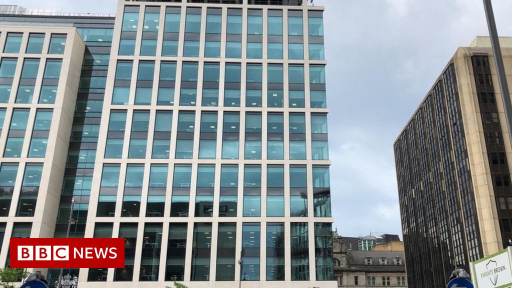 Eight-storey UK flag for Cardiff scrapped over £180k price tag