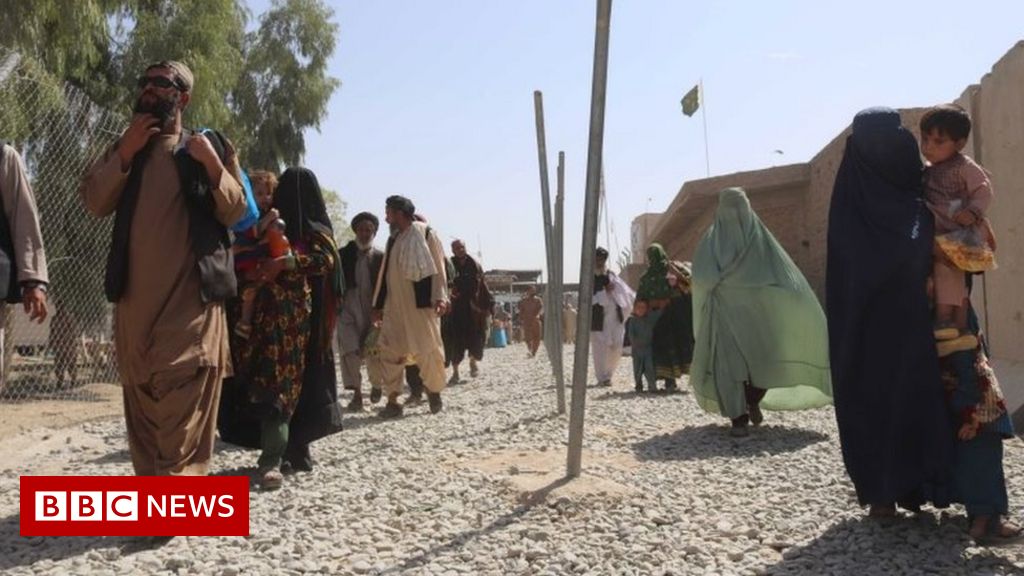 Afghanistan: Dominic Raab visits Pakistan in push to assist fleeing Afghans