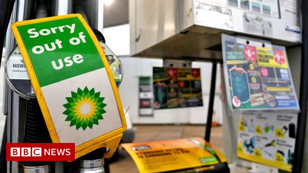 Petrol driver shortage: Ministers to meet over lack of supply