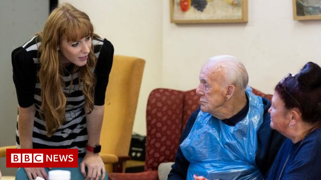 Angela Rayner pledges fair pay talks between workers and bosses