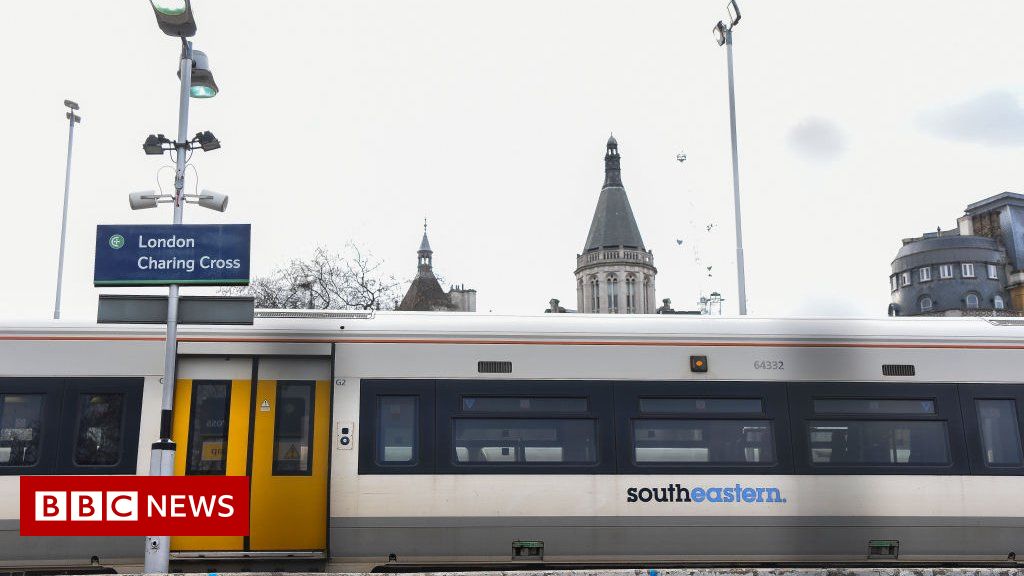 Southeastern: Government takes over services after 'serious breach'