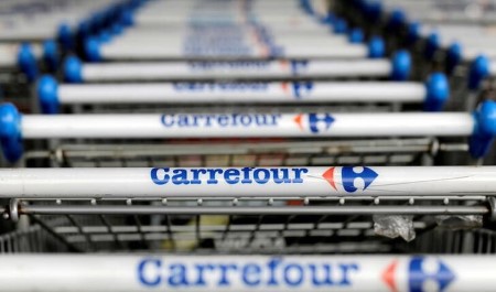 Carrefour revamps board of administrators after Arnault sells stake