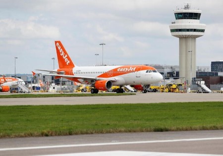 EasyJet CEO declines to name bidder when asked if it was Wizz