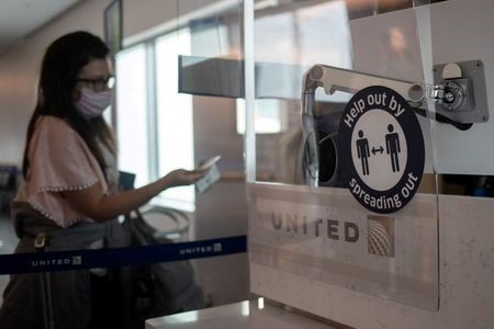 U.S. probing 18 airlines over delayed refund complaints