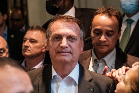 Bolsonaro says UK’s Johnson sought ’emergency’ food deal with Brazil