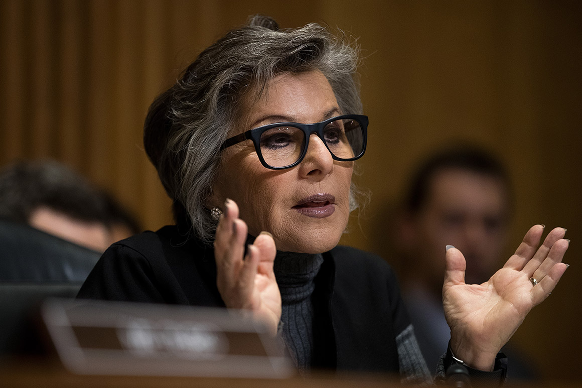 Former Sen. Barbara Boxer nudges Feinstein on resignation
