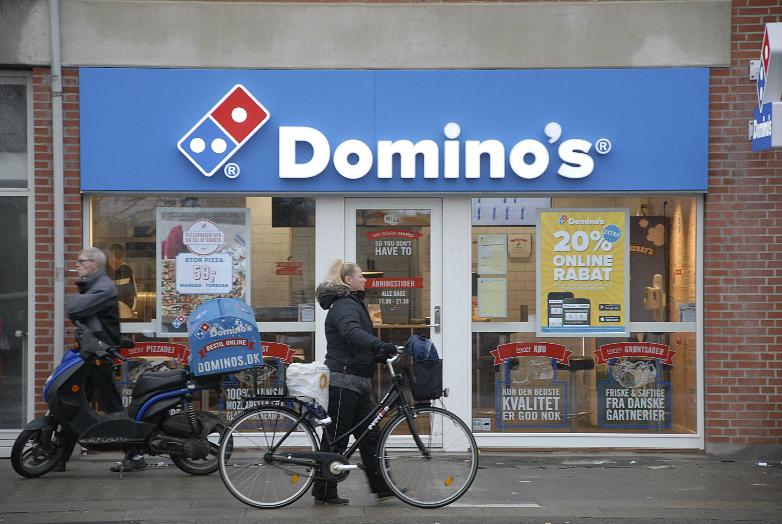 Domino’s Pizza stock falls after U.S. same-store sales turn negative