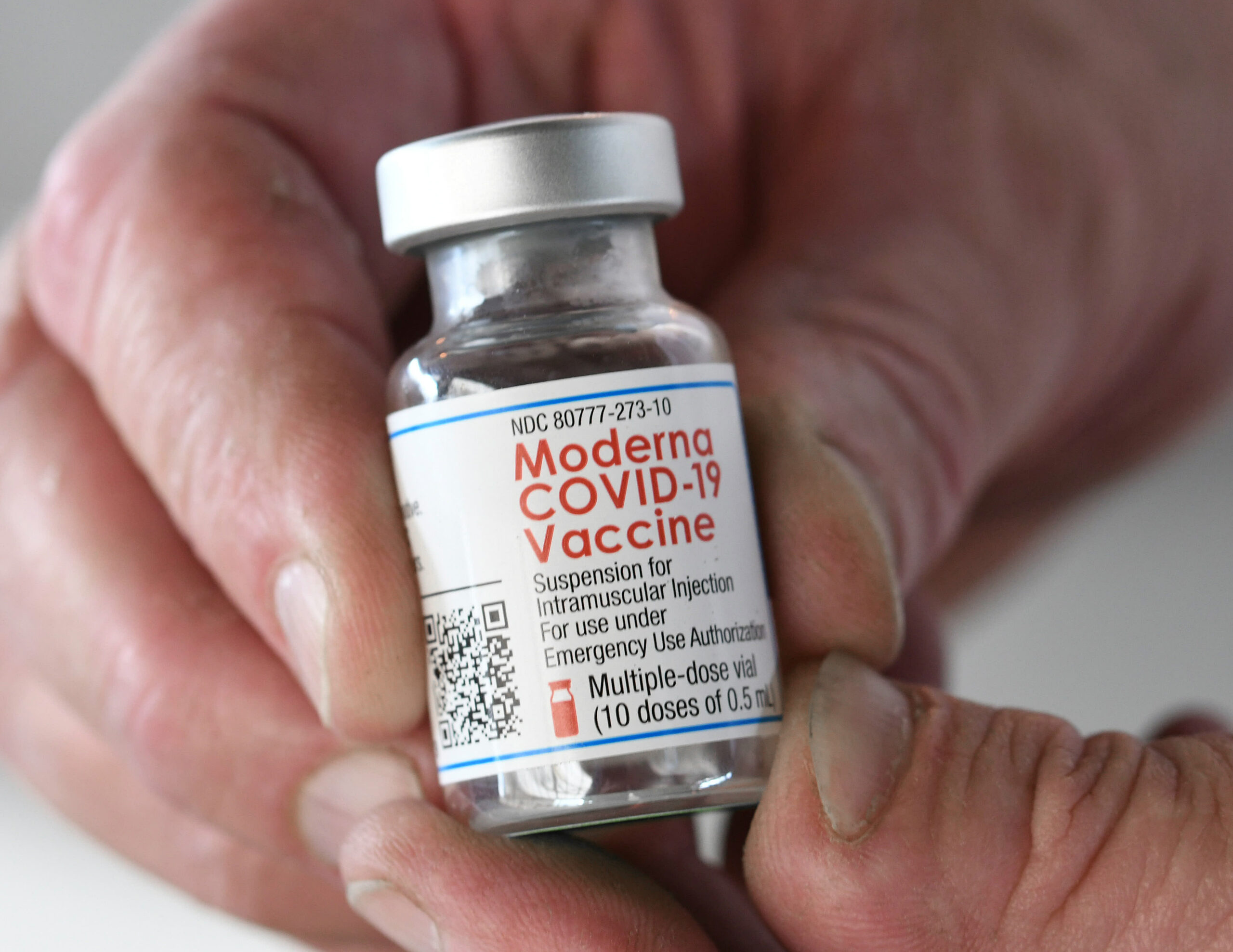 Moderna resubmits application to FDA to authorize third shots for all adults