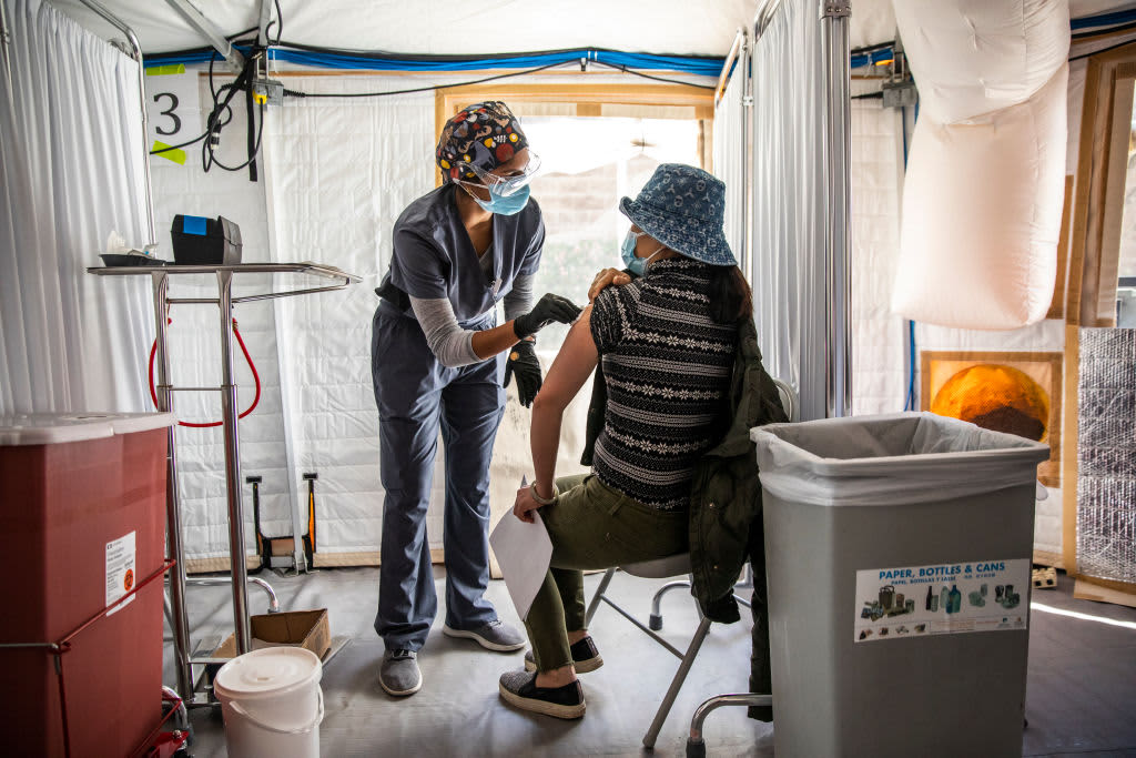 U.S. moves closer to clearing Moderna and J&J Covid booster shots this week