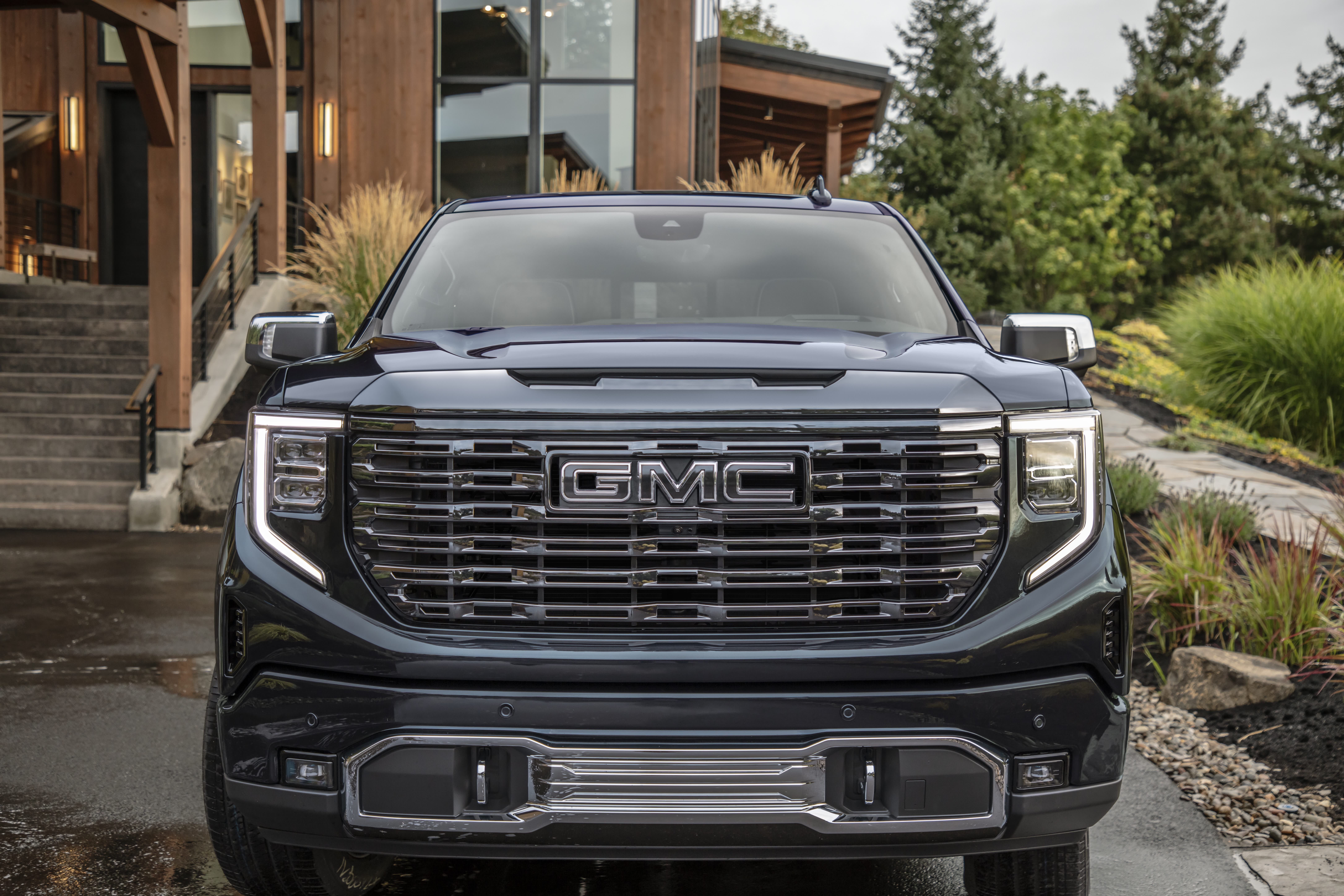General Motors unveils new high-end GMC Sierra Denali and AT4X pickups