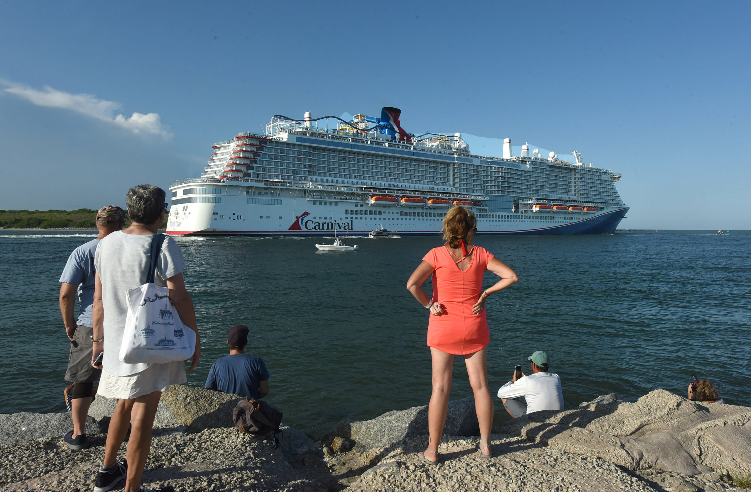 CDC extends Covid restrictions for cruise ship industry into January