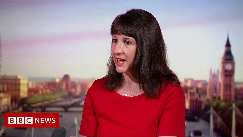 Time for Covid Plan B, Labour’s Rachel Reeves says