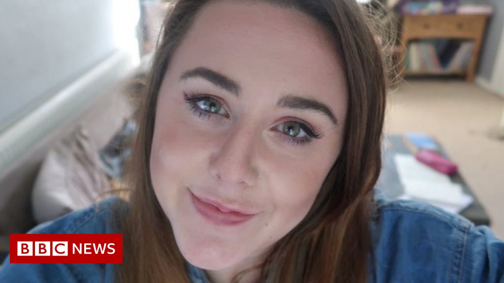 'Agoraphobia makes you feel like a prisoner in your own home'
