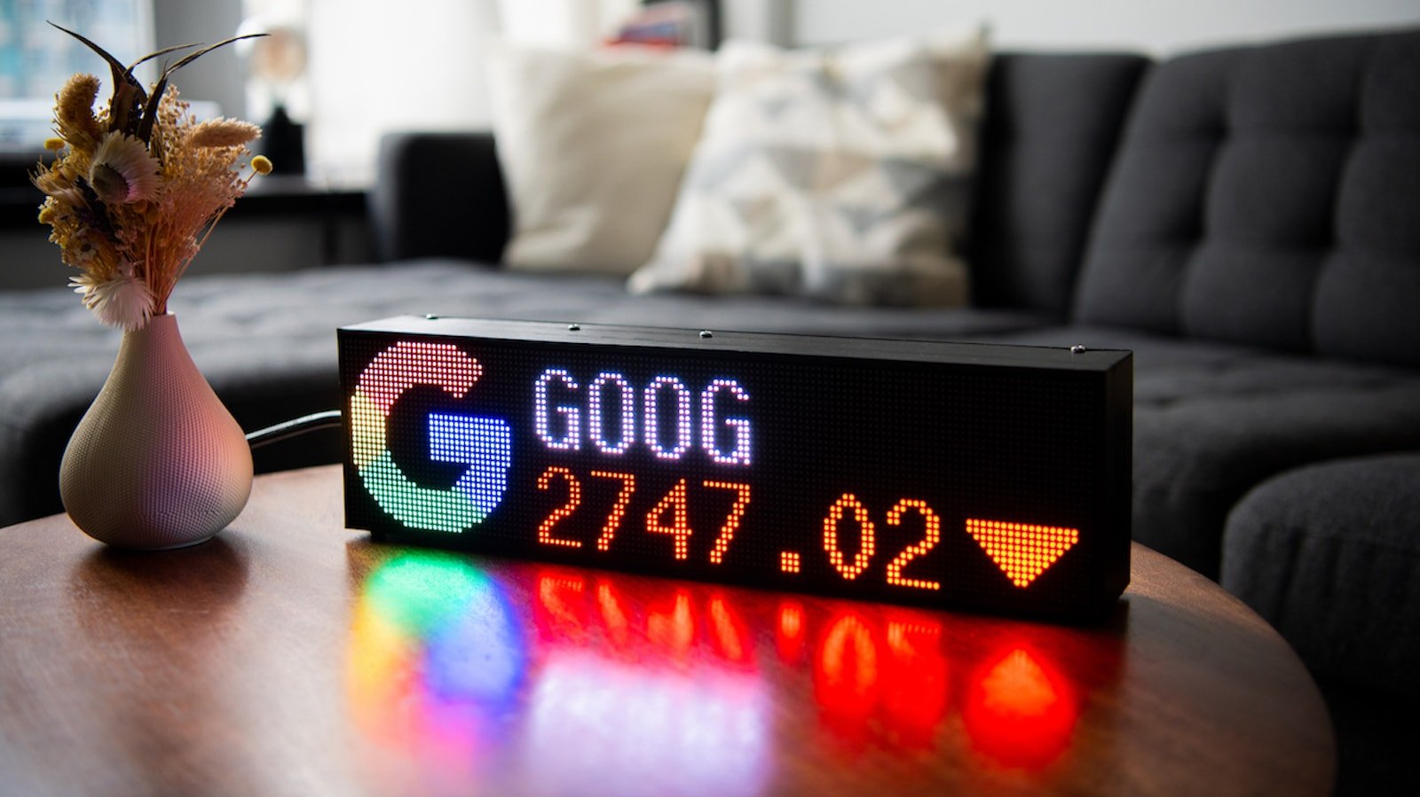 Fintic LED ticker displays stocks, crypto, forex, weather, news, sports, and more » Gadget Flow
